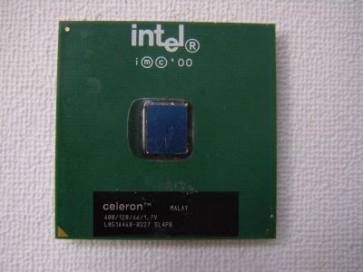 Лот: 3170997. Фото: 1. Процессор Intel Celeron 600mhz... Процессоры
