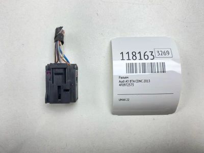 Лот: 25637177. Фото: 1. Разъем Audi A5 2013 4F0972575... Кузов