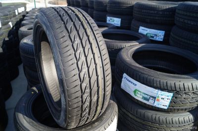 Лот: 17359486. Фото: 1. 225/50 R17 Farroad FRD26! Новые... Шины