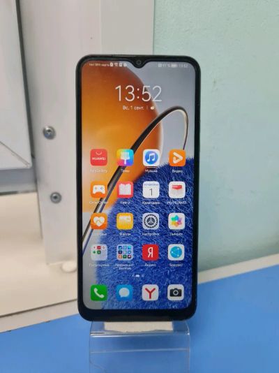 Лот: 23562087. Фото: 1. Смaртфoн Huawei Nоvа Y61 4/64... Смартфоны