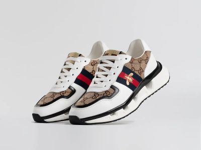 Лот: 25644995. Фото: 1. Кроссовки Gucci. Кеды, кроссовки, слипоны