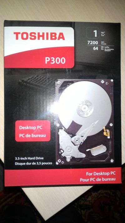 Лот: 13410042. Фото: 1. Жесткий диск Toshiba P300 HDWD110UZSVA. Жёсткие диски (HDD)