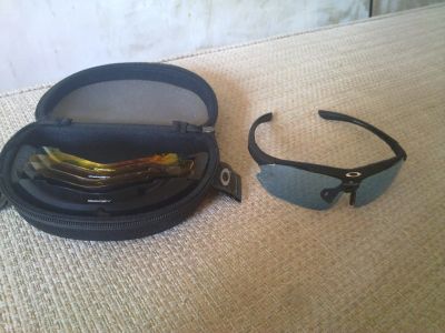 Лот: 8026853. Фото: 1. Очки для активного отдыха Oakley. Очки солнцезащитные