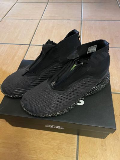 Лот: 19639505. Фото: 1. Кроссовки женские adidas Alphabounce... Кеды, кроссовки, слипоны