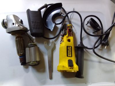 Лот: 19910204. Фото: 1. Болгарка УШМ Stanley Fatmax FMEG125V. Электроинструмент