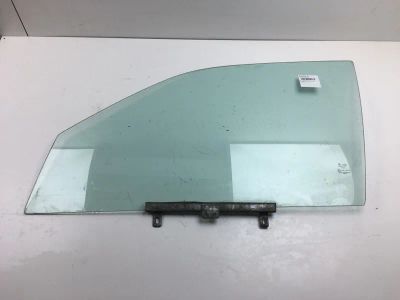 Лот: 20396580. Фото: 1. Стекло двери Volkswagen Passat... Кузов