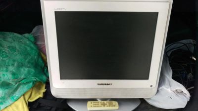 Лот: 10876085. Фото: 1. Неисправный ЖК-телевизор 20" Daewoo... Телевизоры