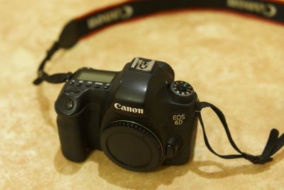 Лот: 16941462. Фото: 1. Фотоаппарат Canon 6D. Цифровые зеркальные
