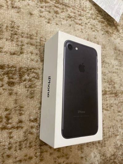 Лот: 16379992. Фото: 1. iphone 7 32gb. Смартфоны