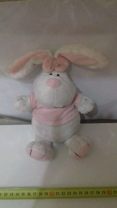 Лот: 11257771. Фото: 1. Мягкие игрушки. Зайчик. Ну очень... Мягкие