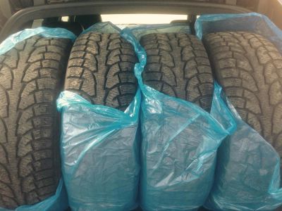 Лот: 6130675. Фото: 1. Зимние шины HANkOOK 275/65/17... Шины