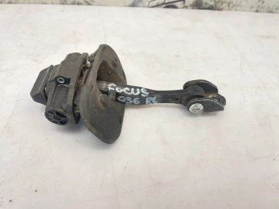 Лот: 25305421. Фото: 1. ограничитель двери Ford Focus... Двигатель и элементы двигателя