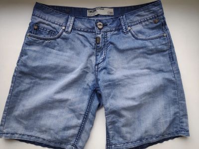 Лот: 12336866. Фото: 1. Шорты джинсовые, размер 27 (42... Брюки, шорты