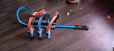 Лот: 19838351. Фото: 1. Hot Wheels игровой автотрек (автотрасса... Игровые наборы