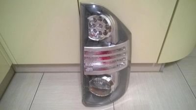Лот: 6474632. Фото: 1. Стоп-сигнал правый Для Toyota... Оптика и освещение