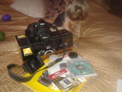 Лот: 8305338. Фото: 1. Зеркальный фотоаппарат NIKON D3100... Цифровые зеркальные