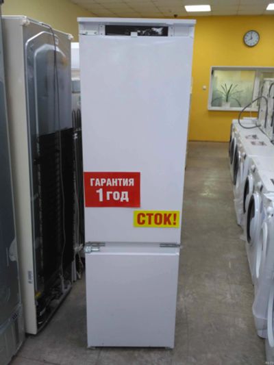 Лот: 13873122. Фото: 1. Холодильник hotpoint-ariston bcb... Холодильники, морозильные камеры