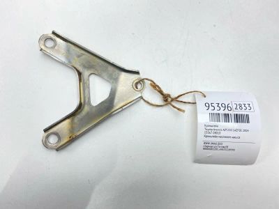 Лот: 24773950. Фото: 1. Кронштейн Toyota Avensis 2004... Двигатель и элементы двигателя