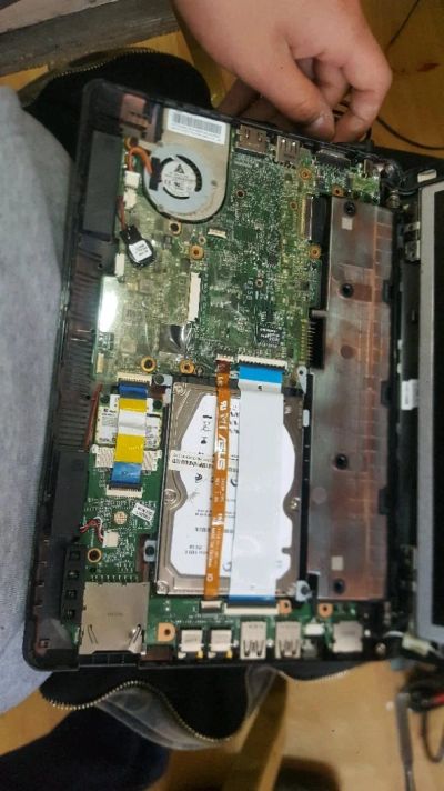 Лот: 11534336. Фото: 1. ASUS Ere pc 1015B. Ноутбуки
