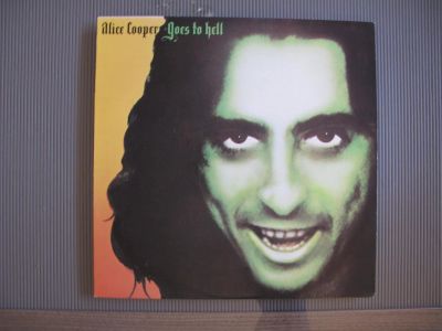 Лот: 8481142. Фото: 1. Alice Cooper – Alice Cooper Goes... Аудиозаписи