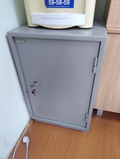 Лот: 14455472. Фото: 1. Шкаф, сейф металлический для документов. Сейфы, металлические шкафы