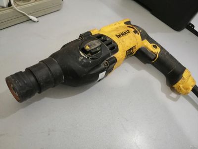 Лот: 14981320. Фото: 1. Перфоратор DeWalt D25133 ks (0911-02... Электроинструмент