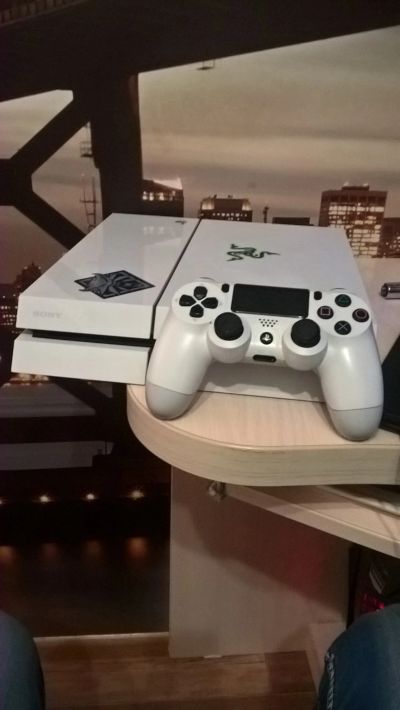 Лот: 12027556. Фото: 1. Playstation 4 500GB. Игровые приставки, консоли