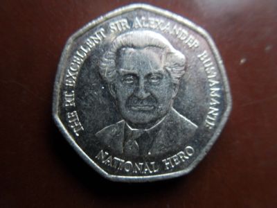 Лот: 16802273. Фото: 1. Ямайка 1 доллар 2006. Америка