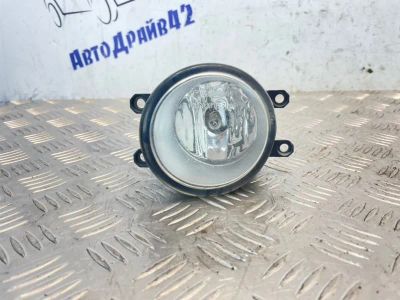 Лот: 25065066. Фото: 1. Фара противотуманная toyota corolla... Двигатель и элементы двигателя