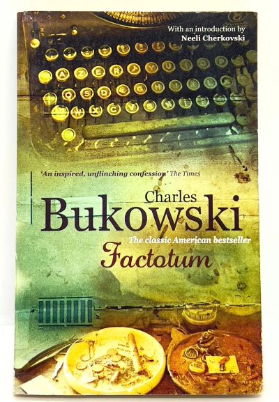 Лот: 25024491. Фото: 1. 📙 Charles Bukowski. Factotum... Художественная