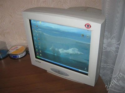 Лот: 674744. Фото: 1. Два монитора. ЭЛТ-мониторы