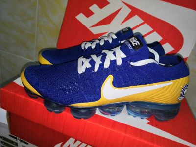 Лот: 12725133. Фото: 1. Кроссовки NIKE vapormax синие. Кеды, кроссовки, слипоны