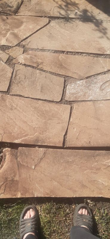 Лот: 20129810. Фото: 1. Камень плитняк на дорожки. Кафель, гранит, интерьерный камень
