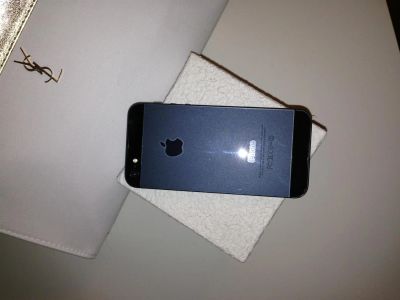 Лот: 3592882. Фото: 1. Apple iPhone 5 16 Gb. Смартфоны