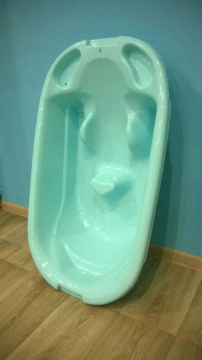 Лот: 7160199. Фото: 1. Ванночка детская. Ванночки, сиденья, горшки