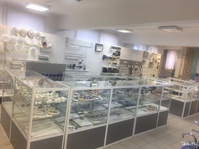 Лот: 12978632. Фото: 1. Стеклянная витрина для магазина... Торговое