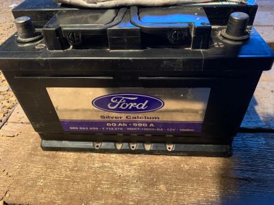 Лот: 19002643. Фото: 1. Оригинальный аккумулятор ford... Аккумуляторы