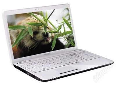 Лот: 1754371. Фото: 1. Мощный игровой белый Toshiba SATELLITE... Ноутбуки