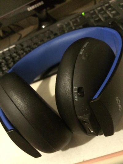 Лот: 7476153. Фото: 1. Sony Wireless Stereo Headset 2... Аксессуары для игровых приставок, консолей, геймпады