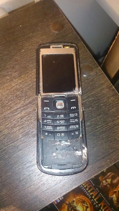 Лот: 4957901. Фото: 1. Nokia 8600 Luna. Кнопочные мобильные телефоны