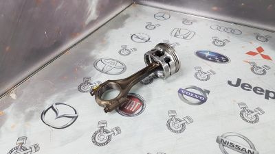 Лот: 23589223. Фото: 1. Поршень с шатуном BMW 5-Series... Двигатель и элементы двигателя