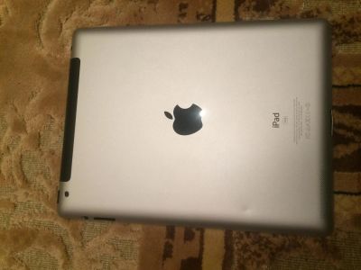 Лот: 4858384. Фото: 1. iPad 2 32gb wifi+3G. Планшеты