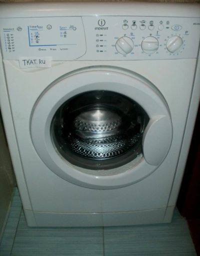 Лот: 7166678. Фото: 1. indesit wil 105. Стиральные машины