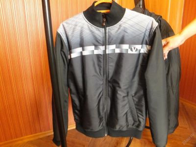 Лот: 3086334. Фото: 1. Продам Куртку. Верхняя одежда