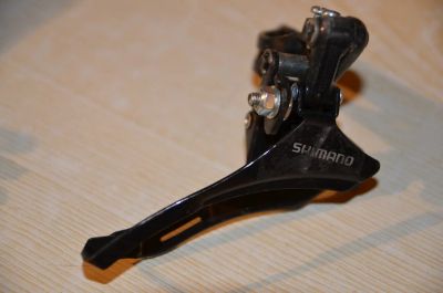Лот: 3012892. Фото: 1. Переключатель передний Shimano... Запчасти