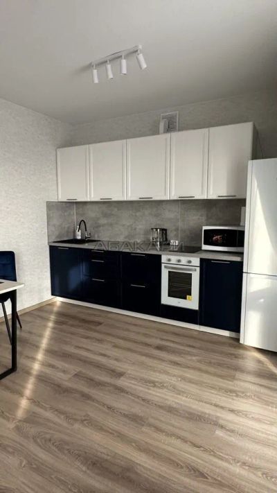 Лот: 21395128. Фото: 1. Сдам студию улица Авиаторов, 3... Квартиры, студии