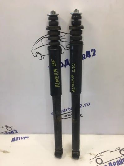 Лот: 21716780. Фото: 1. амортизаторы Nissan Almera G15. Двигатель и элементы двигателя