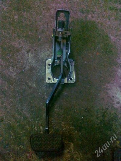 Лот: 2487355. Фото: 1. toyota vitz педаль тормоза. Другое (автозапчасти)