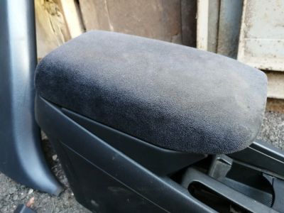 Лот: 14070959. Фото: 1. Подлокотник. Honda Accord wagon... Салон