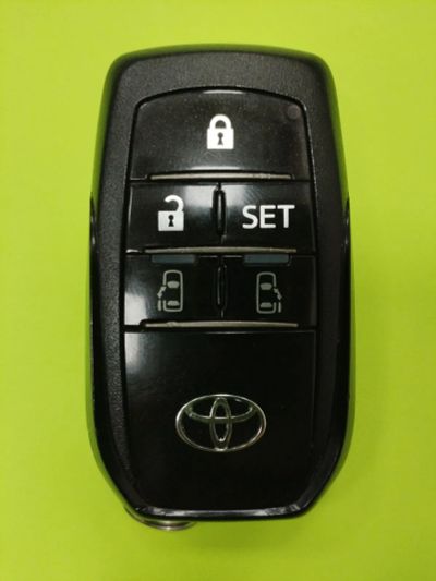 Лот: 25210837. Фото: 1. Смарт ключ Toyota. Электрооборудование